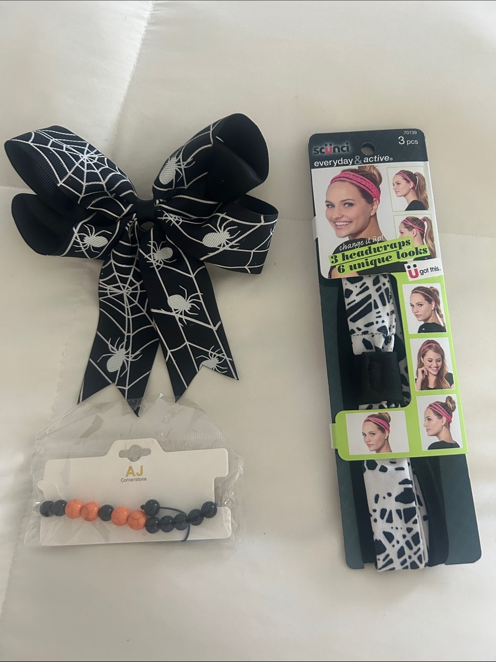 scunci Black & White Spider Web Bow with Coordinating Headwraps